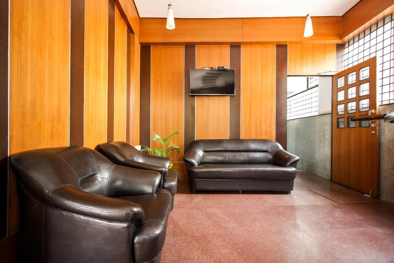 Mg Road One Hotel Bangalore Exterior photo
