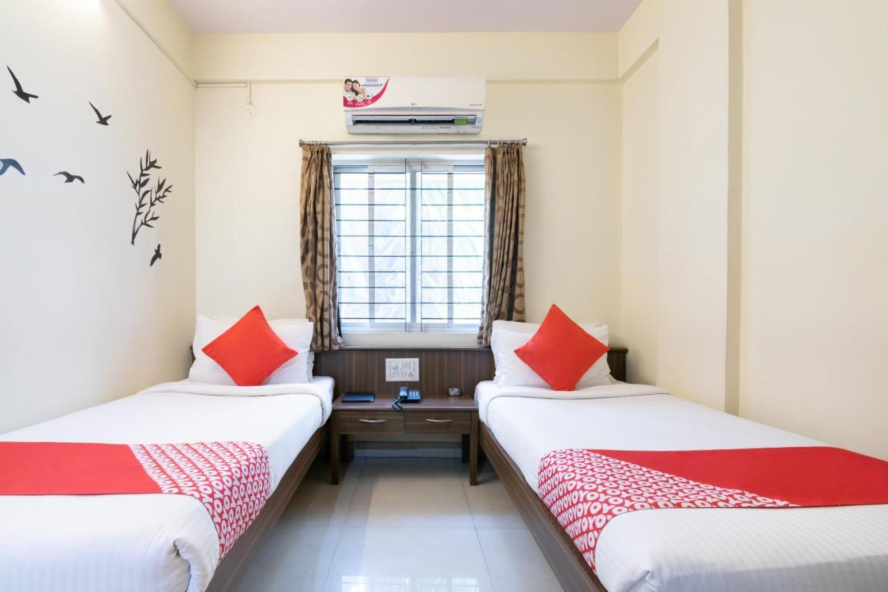 Mg Road One Hotel Bangalore Exterior photo